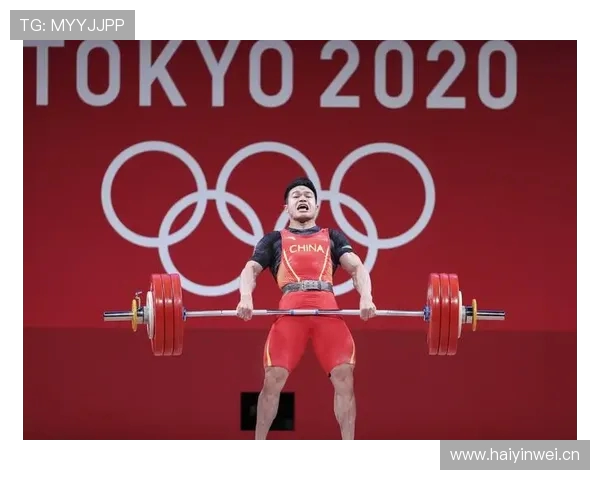 举重锦标赛石智勇挺举破纪录